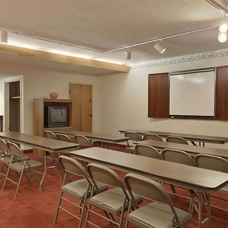 Days Inn By Wyndham Clinton - Laurens I-26 Extérieur photo